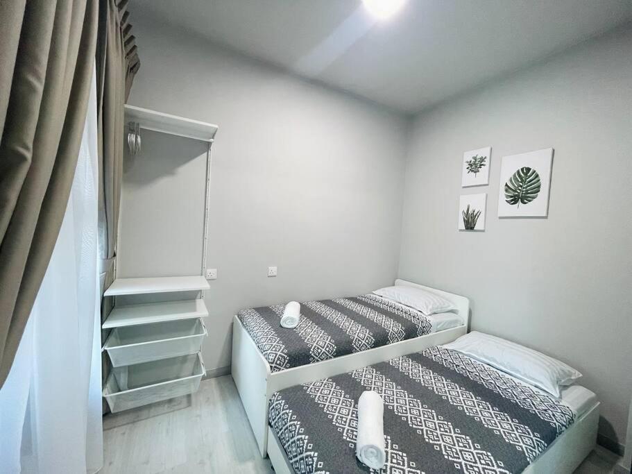 Appartement Jesselton Quay,2Br,4-5Pax,Mountain View à Kota Kinabalu Extérieur photo